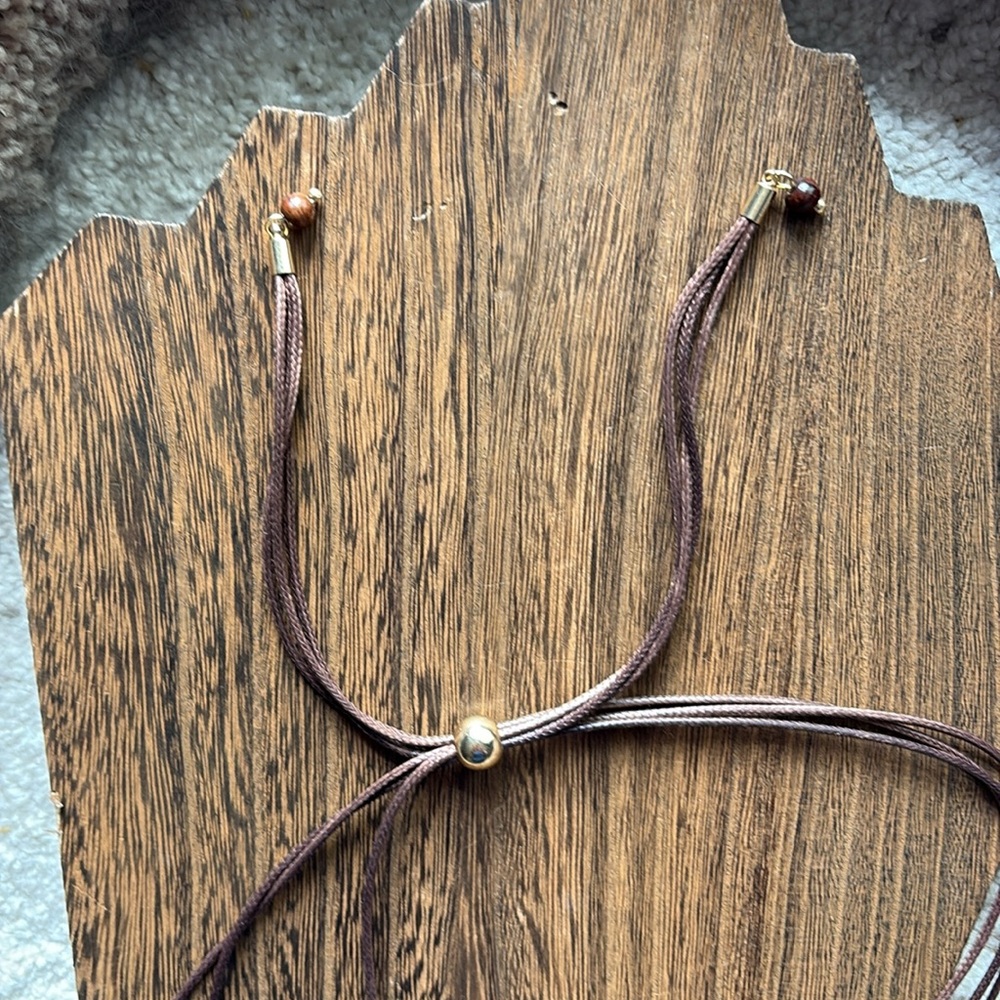 Three Strand "Shell" Adjustable Length Necklace - Picture 5 of 5